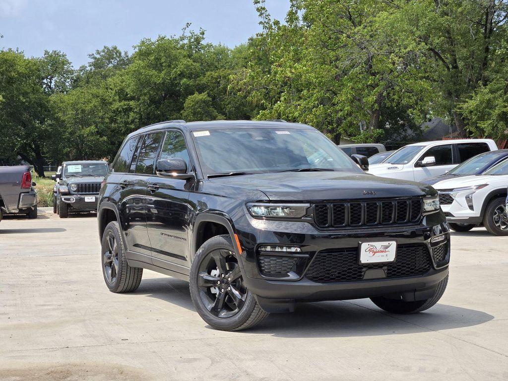 new 2025 Jeep Grand Cherokee car, priced at $37,536