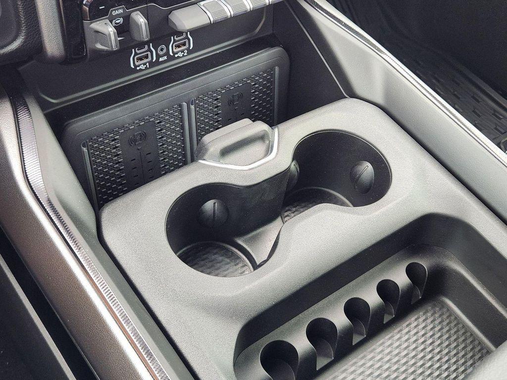 new 2025 Ram 2500 car, priced at $71,221