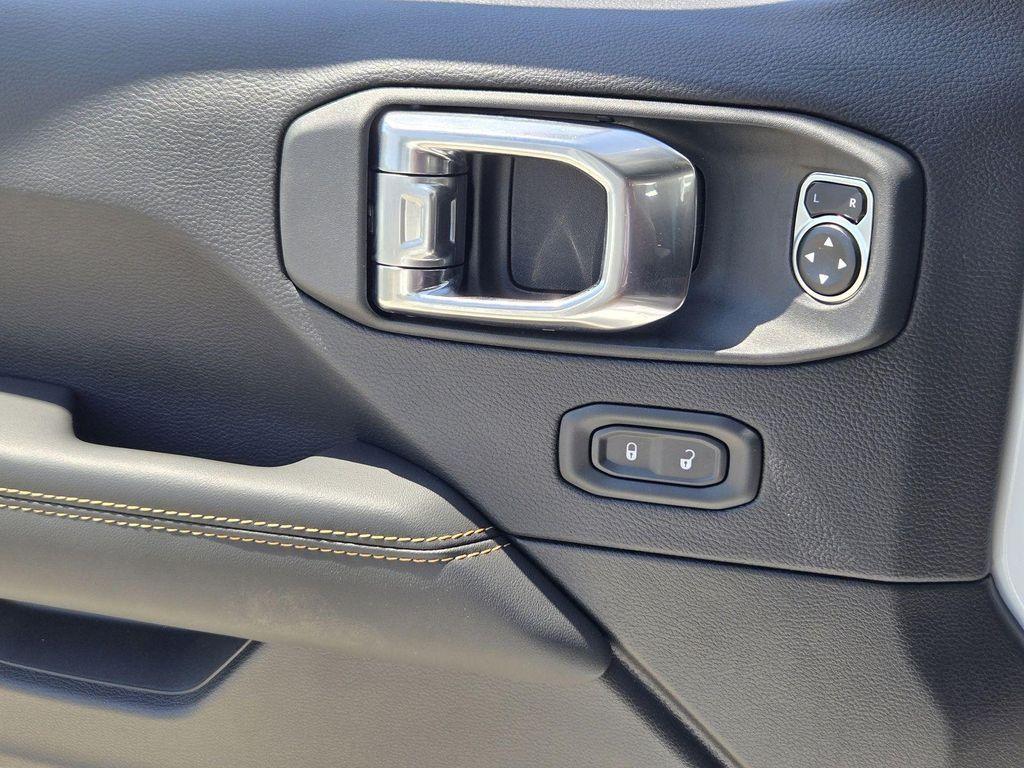 new 2025 Jeep Wrangler car, priced at $49,710