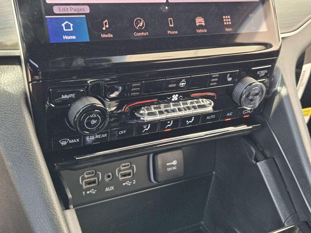 new 2025 Jeep Grand Cherokee car, priced at $35,226