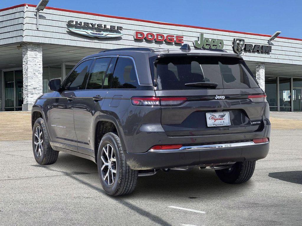 new 2025 Jeep Grand Cherokee car, priced at $35,226