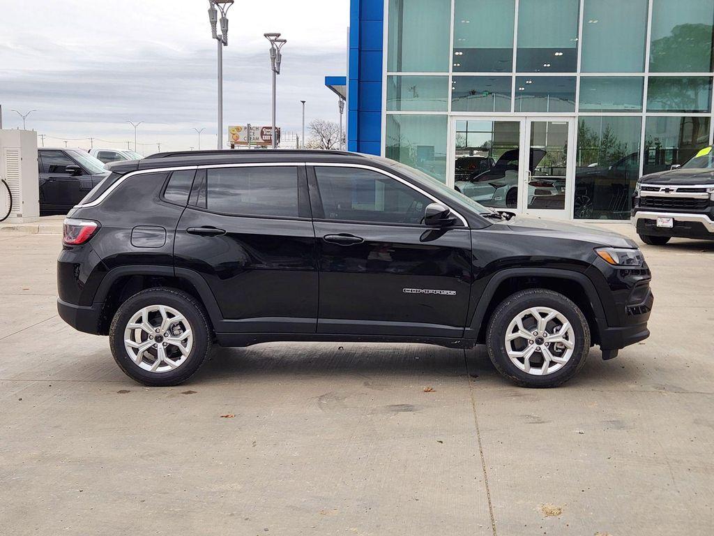 new 2026 Jeep Compass car, priced at $27,264