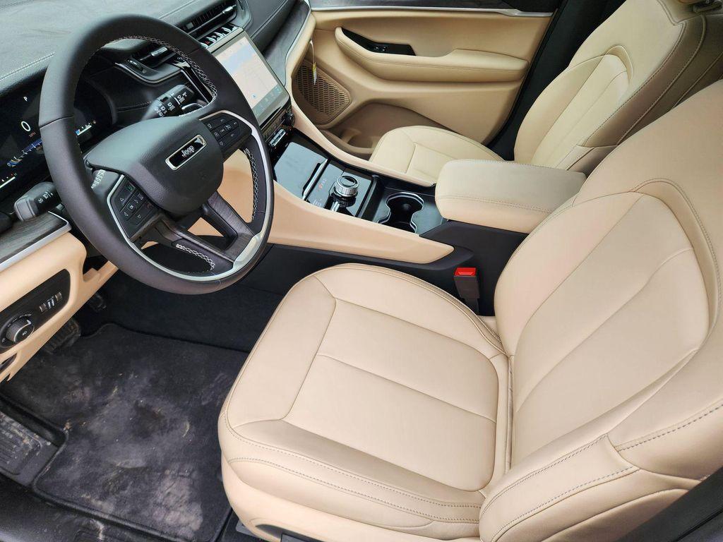 new 2025 Jeep Grand Cherokee L car, priced at $47,887