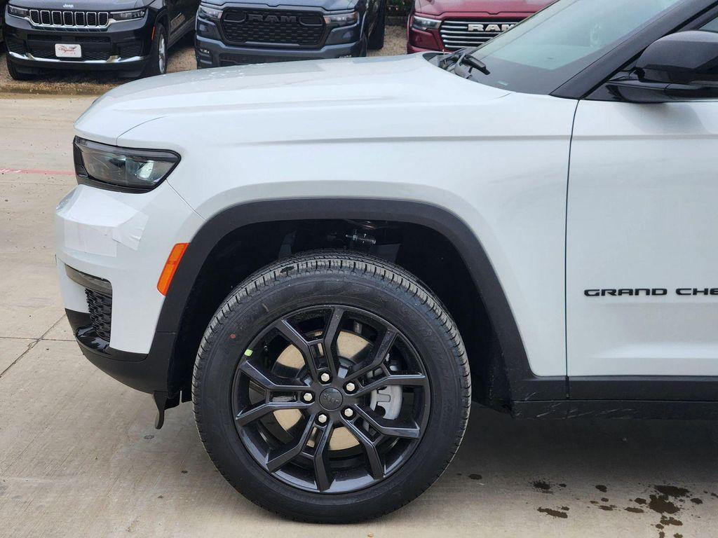 new 2025 Jeep Grand Cherokee L car, priced at $47,887