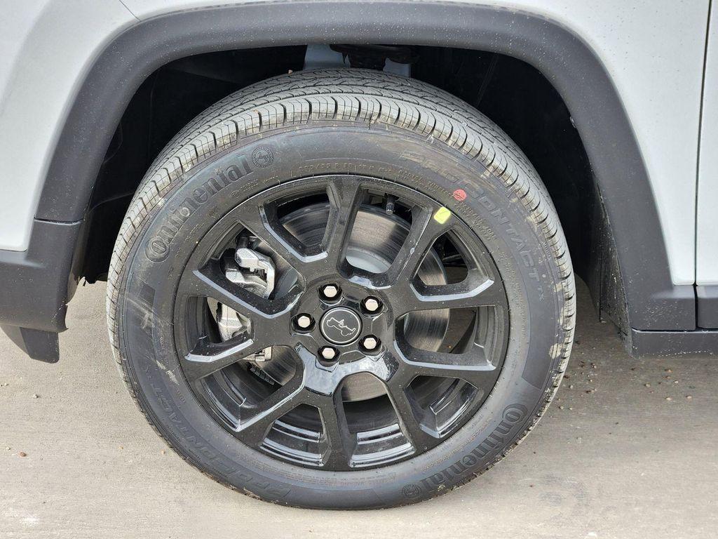 new 2026 Jeep Compass car, priced at $29,274