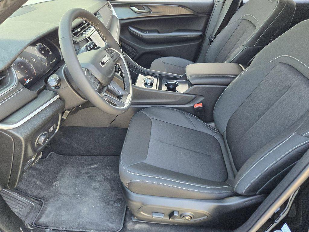 new 2025 Jeep Grand Cherokee L car, priced at $34,409