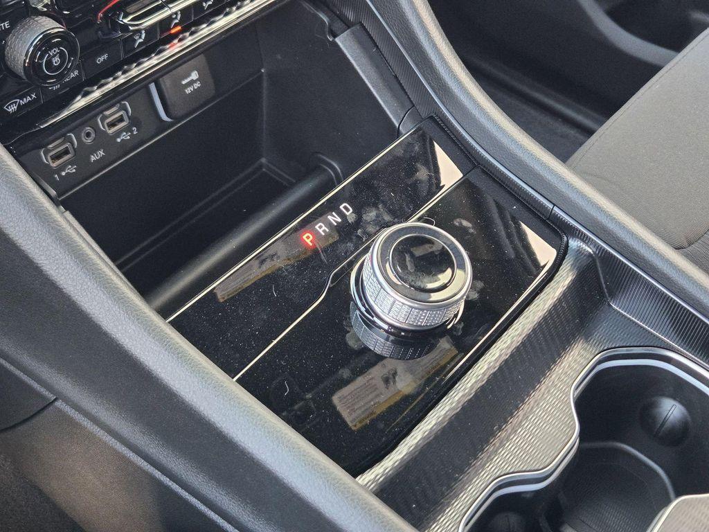 new 2025 Jeep Grand Cherokee L car, priced at $34,409