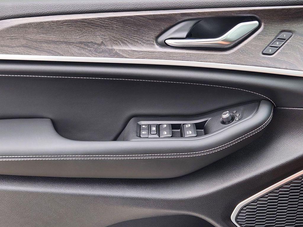 new 2026 Jeep Grand Cherokee car, priced at $48,646