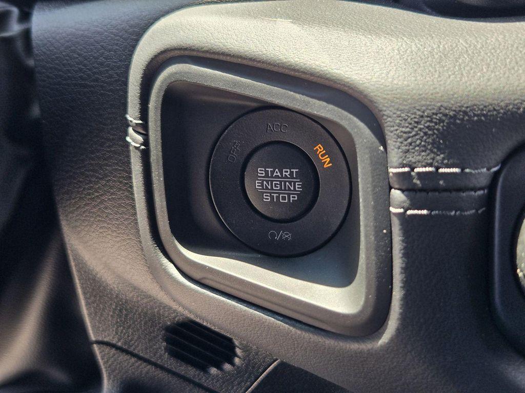 new 2025 Jeep Wrangler car, priced at $100,541