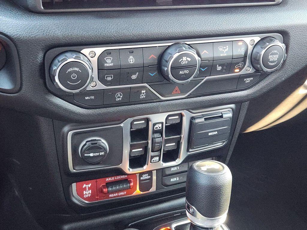 new 2025 Jeep Wrangler car, priced at $51,000