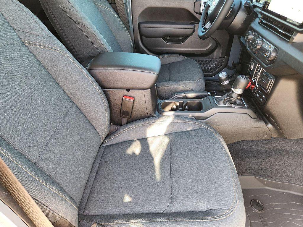 new 2025 Jeep Wrangler car, priced at $51,000