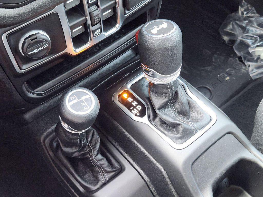 new 2026 Jeep Wrangler car, priced at $43,479