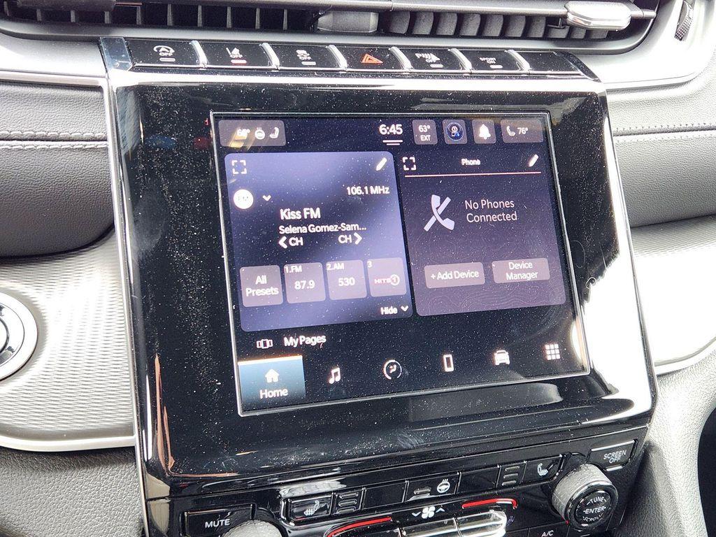 new 2025 Jeep Grand Cherokee L car, priced at $41,999