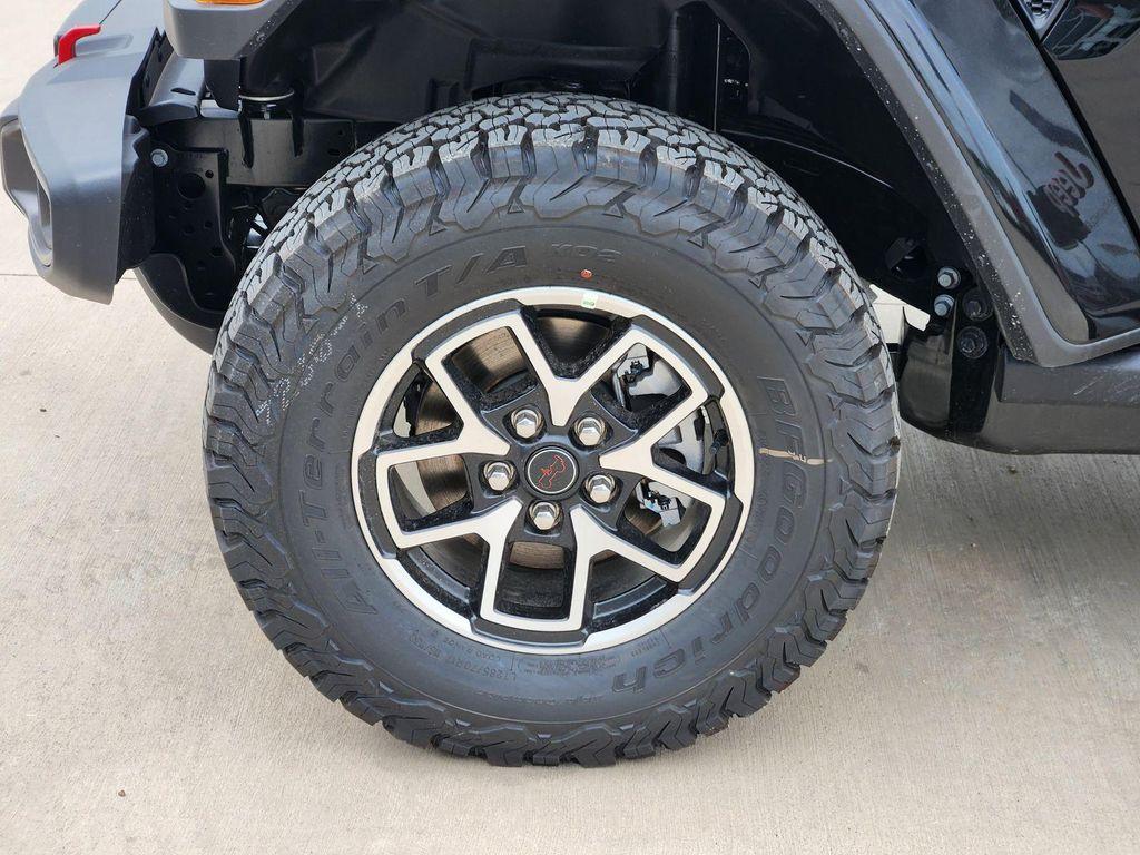 new 2026 Jeep Wrangler car, priced at $54,395