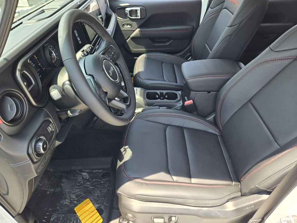 new 2025 Jeep Wrangler car, priced at $51,065