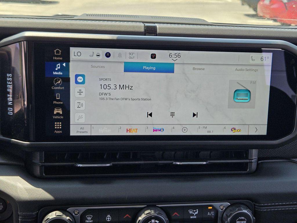 new 2025 Jeep Wrangler car, priced at $51,065