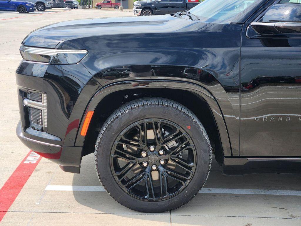 new 2026 Jeep Grand Wagoneer car, priced at $77,621