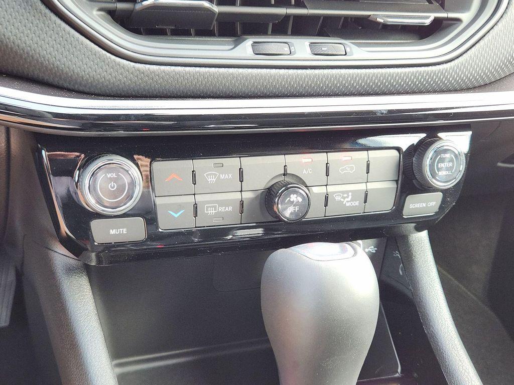 new 2026 Jeep Compass car, priced at $26,479