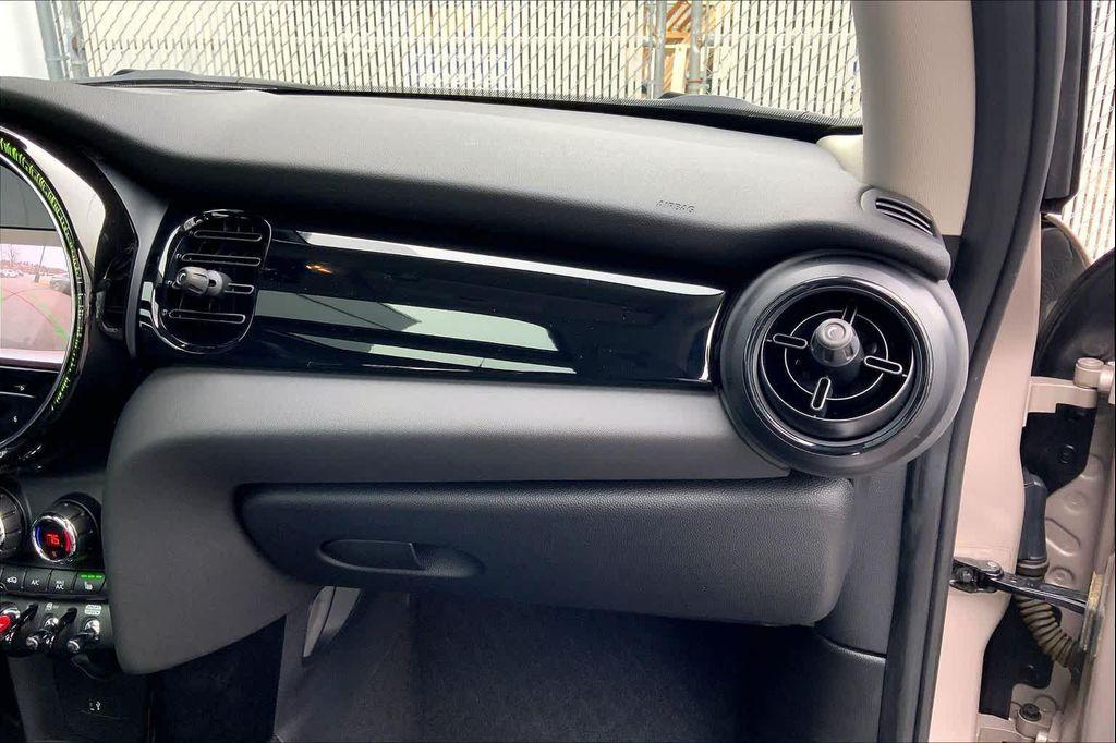 used 2024 MINI Hardtop car, priced at $26,487