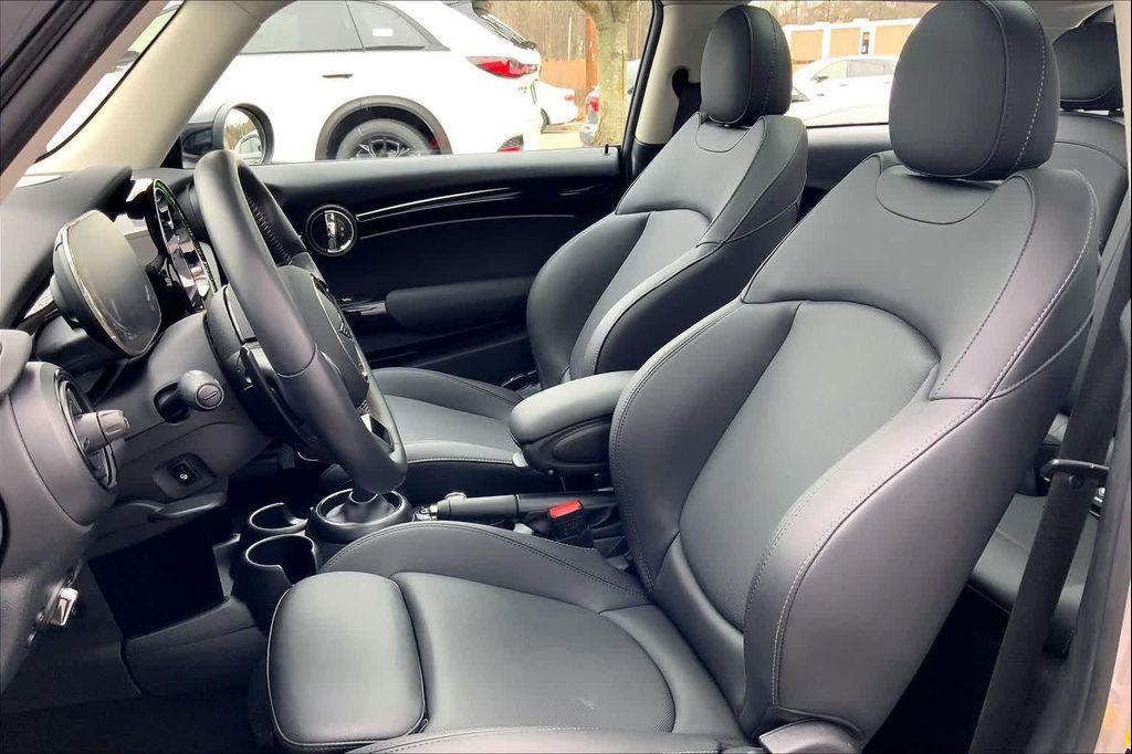 used 2024 MINI Hardtop car, priced at $26,487