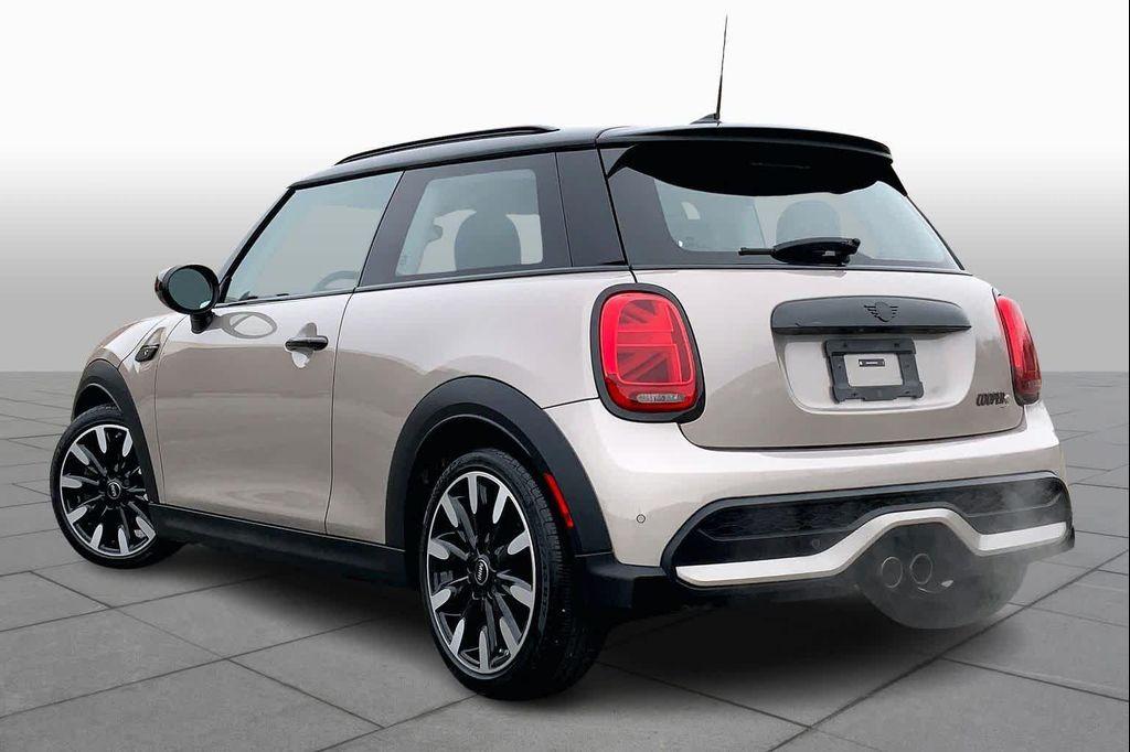 used 2024 MINI Hardtop car, priced at $26,487
