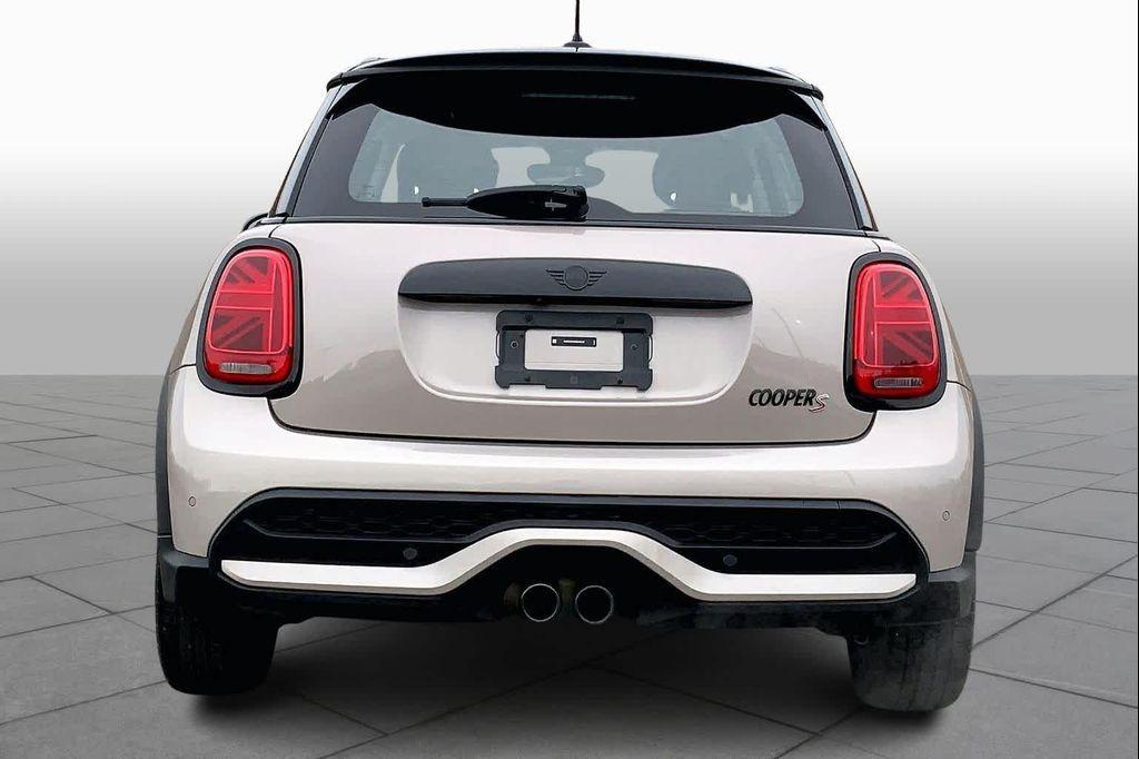 used 2024 MINI Hardtop car, priced at $26,487