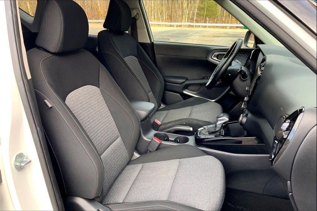 used 2021 Kia Soul car, priced at $15,411