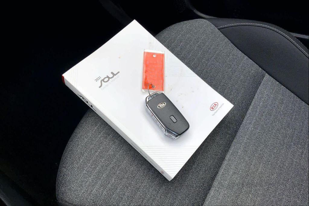 used 2021 Kia Soul car, priced at $15,411