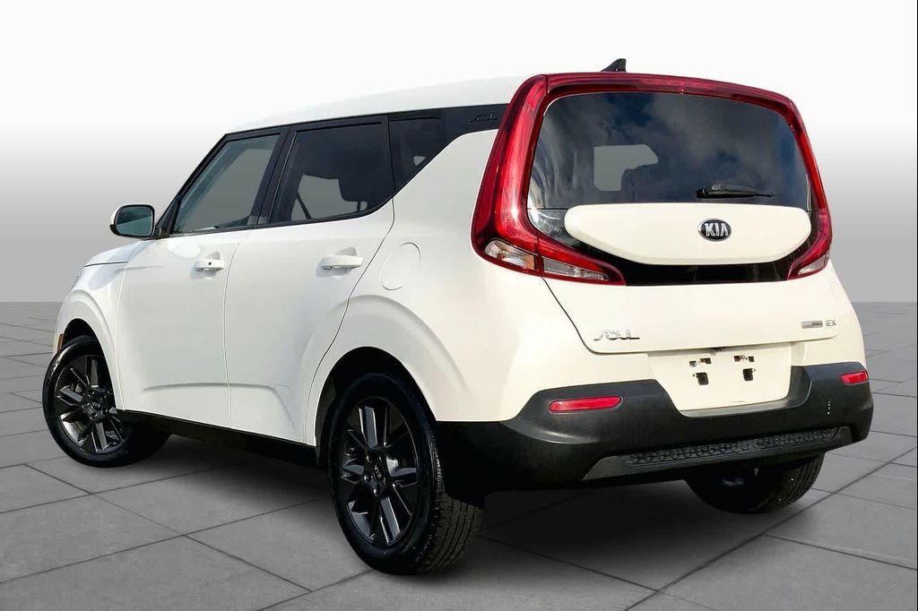 used 2021 Kia Soul car, priced at $15,411
