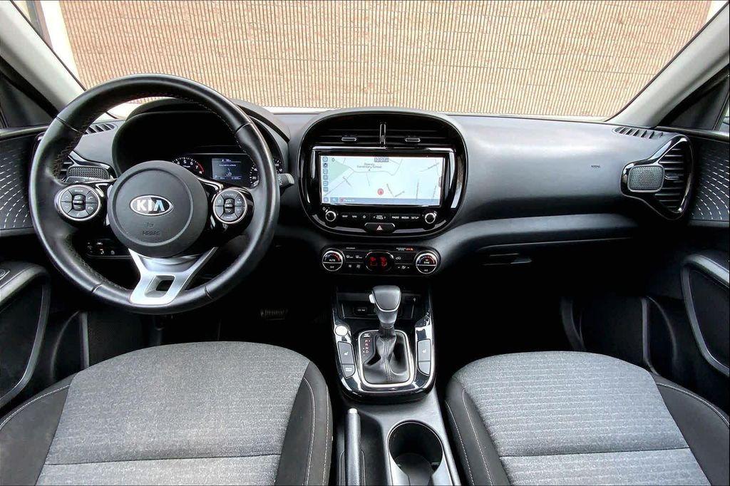 used 2021 Kia Soul car, priced at $15,411