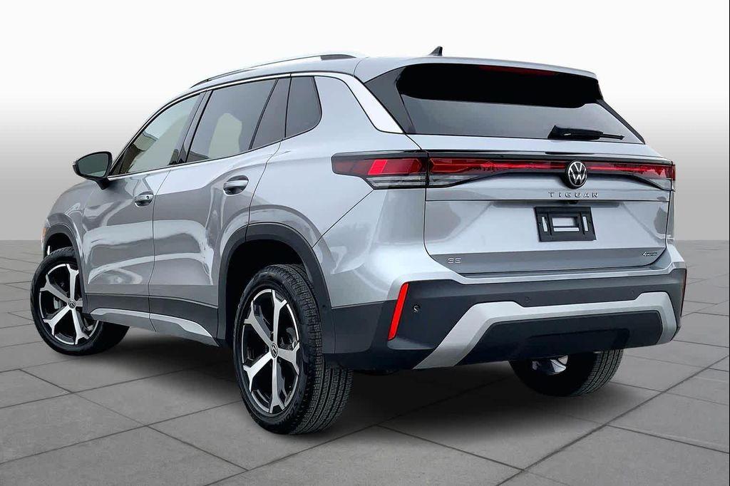 used 2025 Volkswagen Tiguan car, priced at $31,987