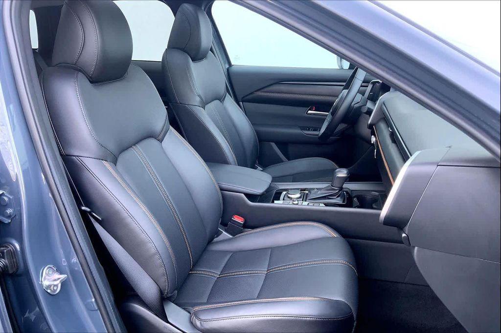 used 2025 Mazda CX-50 Hybrid car, priced at $33,911