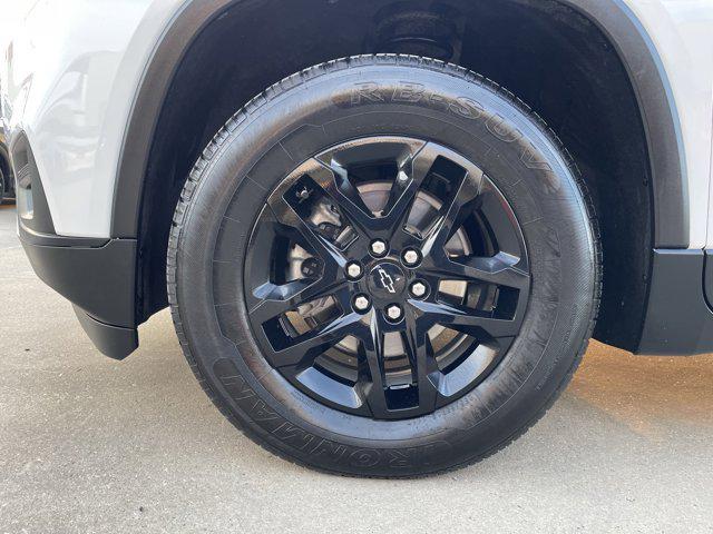 used 2021 Chevrolet Traverse car, priced at $21,358