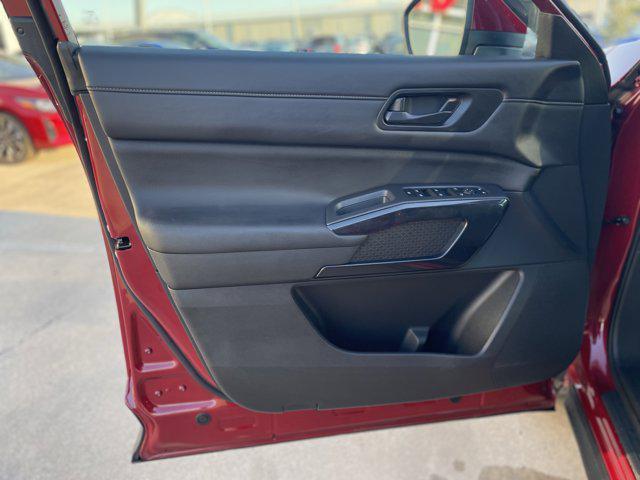 2025 Scarlet Ember Tintcoat Nissan Pathfinder