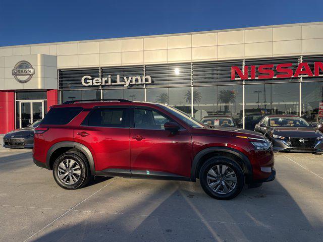 2025 Scarlet Ember Tintcoat Nissan Pathfinder