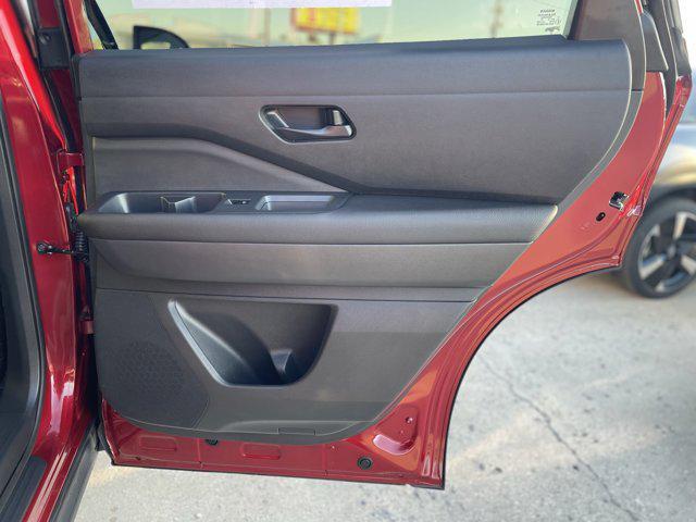2025 Scarlet Ember Tintcoat Nissan Pathfinder