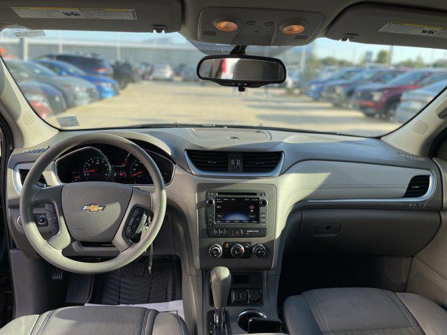 used 2015 Chevrolet Traverse car, priced at $9,337