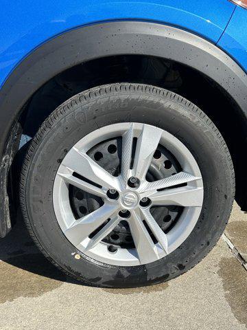 new 2025 Nissan Kicks car, priced at $23,760