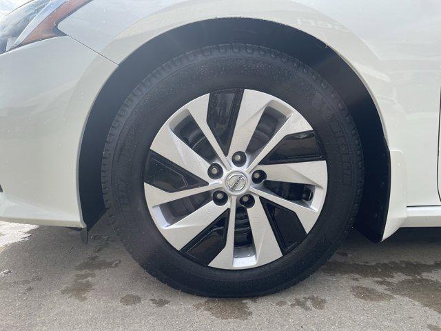 used 2021 Nissan Altima car, priced at $13,999