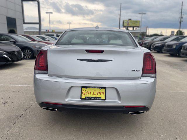 used 2021 Chrysler 300 car, priced at $25,268