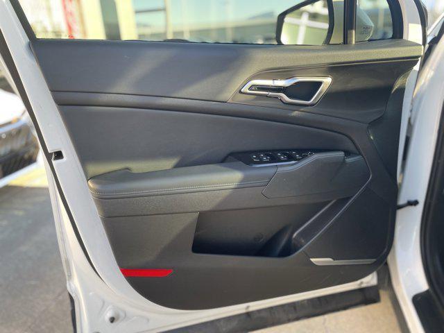 used 2023 Kia Sportage Hybrid car, priced at $25,992