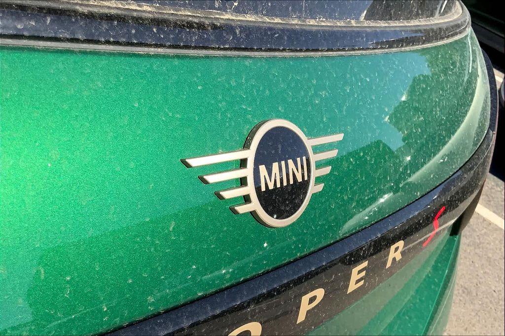 new 2025 MINI Hardtop car, priced at $35,895