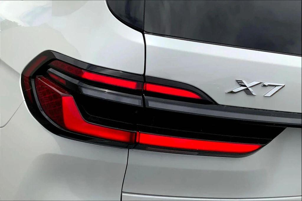 new 2025 BMW X7 car, priced at $79,950