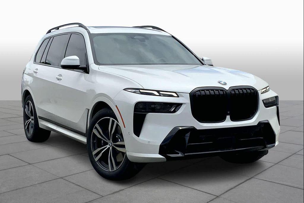 new 2025 BMW X7 car, priced at $85,950