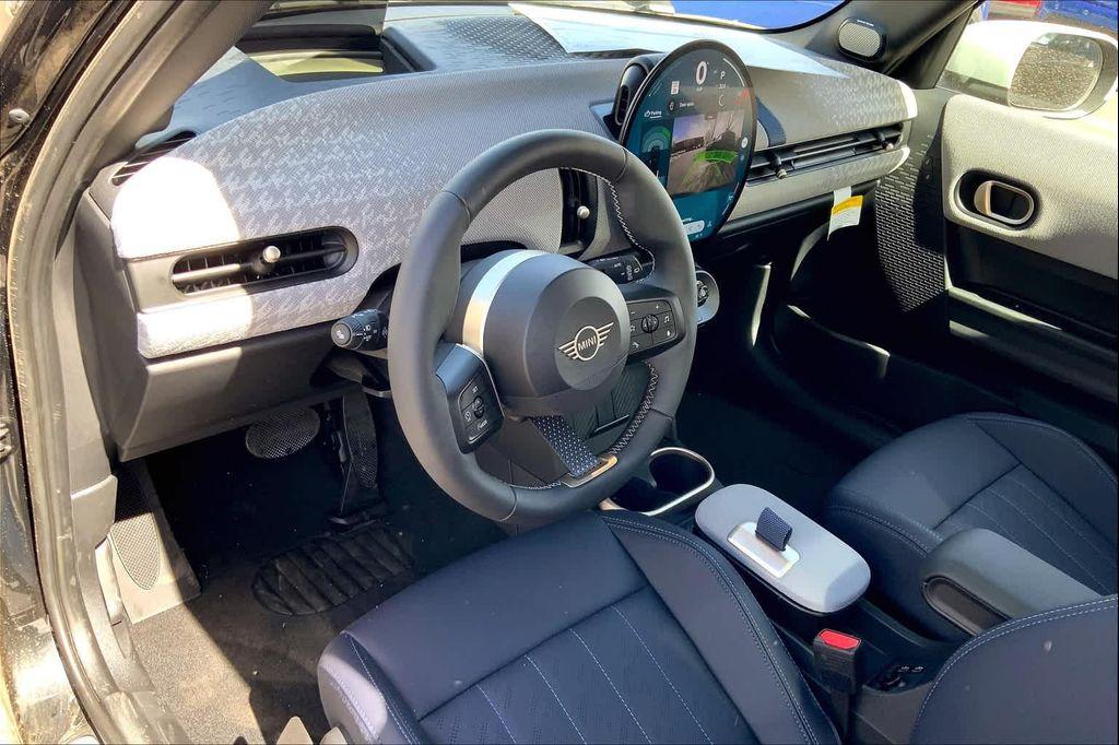 new 2025 MINI Hardtop car, priced at $34,950