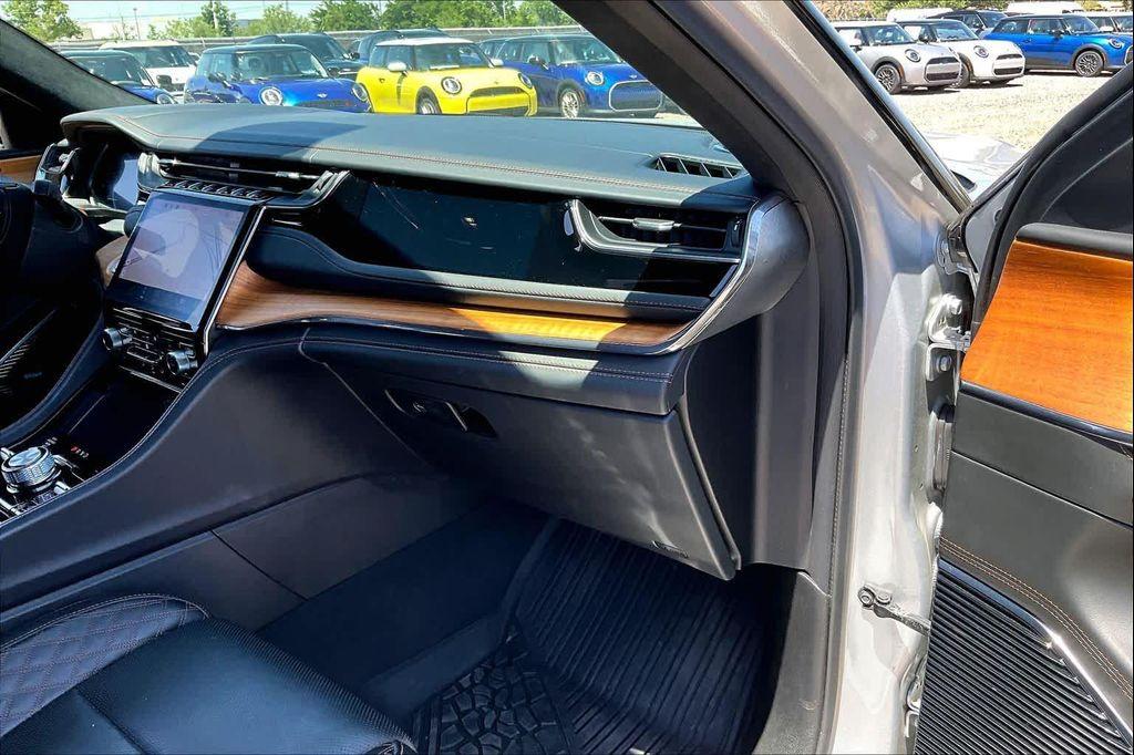used 2024 Jeep Grand Cherokee car, priced at $53,288