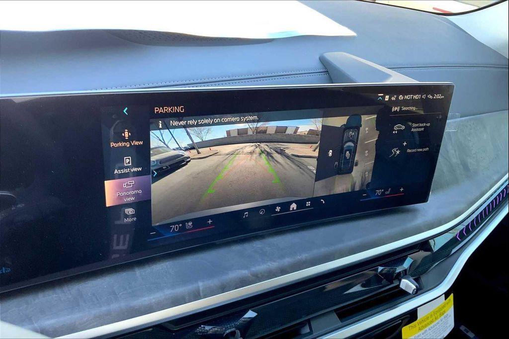 new 2025 BMW X7 car, priced at $82,950