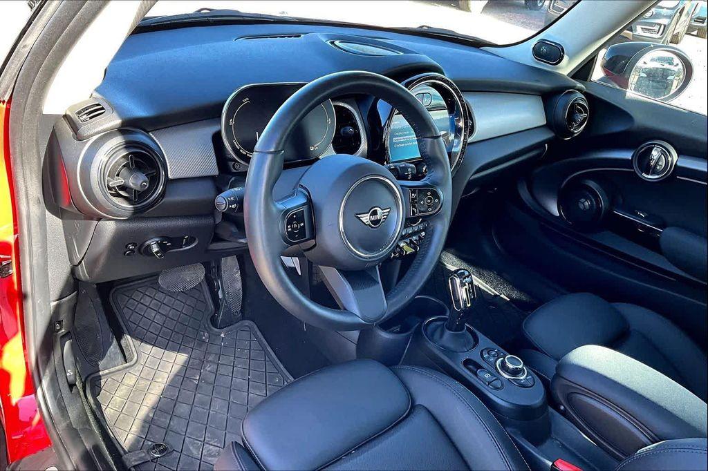 used 2024 MINI Hardtop car, priced at $25,000