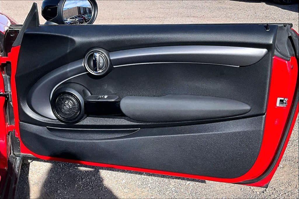 used 2024 MINI Hardtop car, priced at $25,000