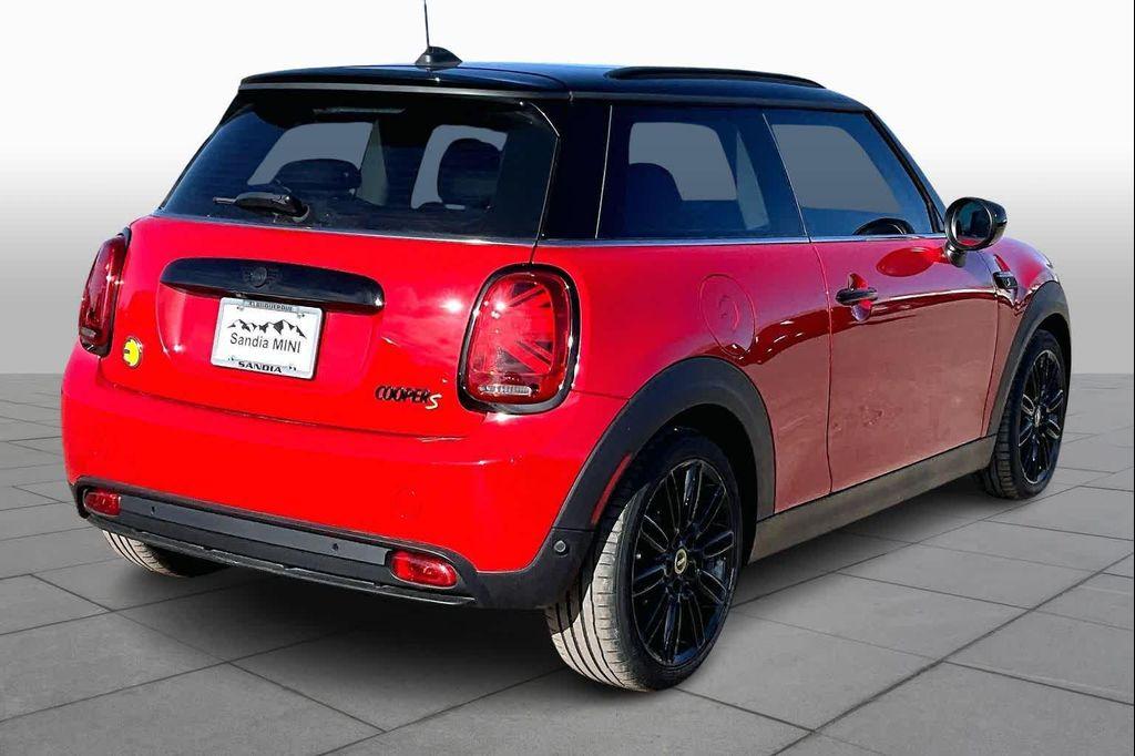 used 2024 MINI Hardtop car, priced at $25,000